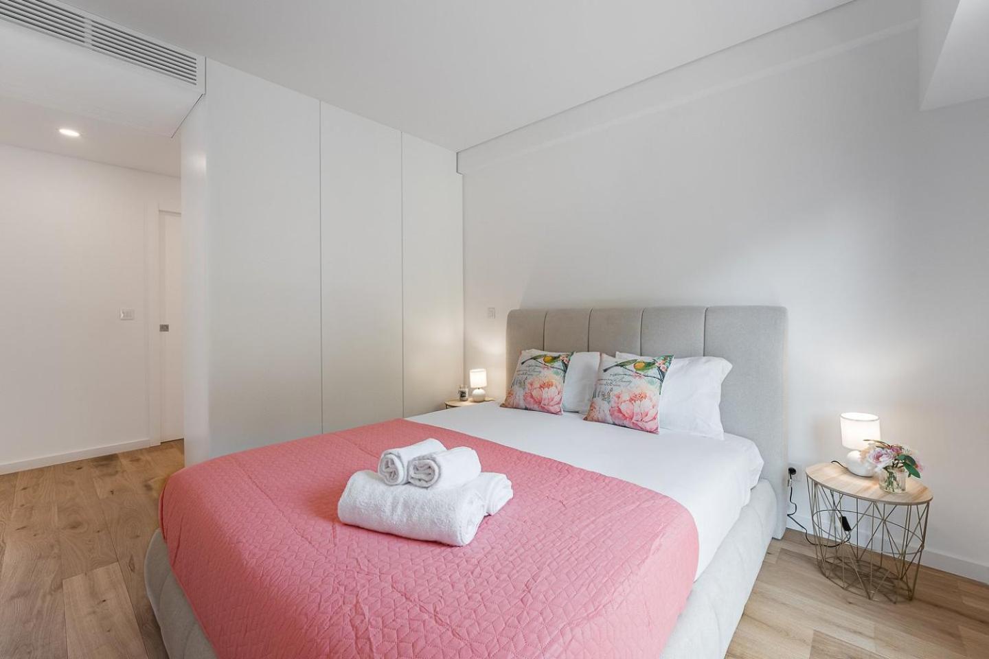 Guestready - Majestic Riverside Terrace In Coimbra Apartment Exterior photo